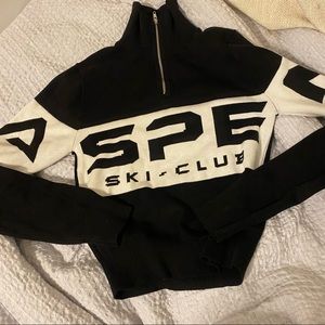 H&M cropped zip up aspen ski club